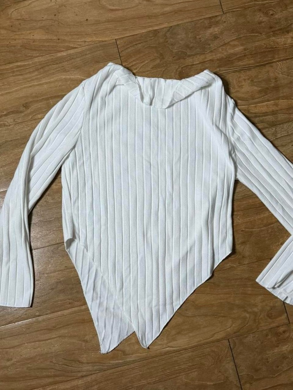 White Ribbed Point-Hem Long Sleeve Top